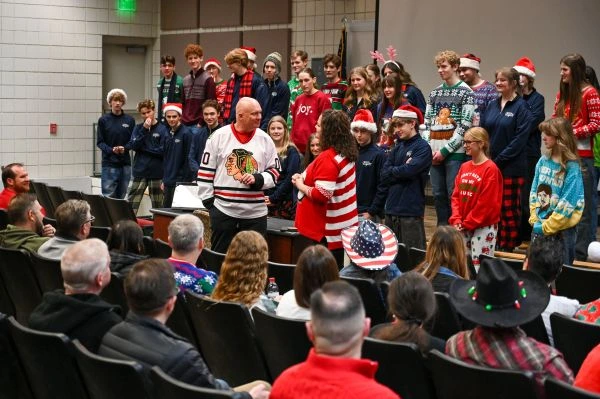 CSM Nielsen talking with choir director from 2025 performance