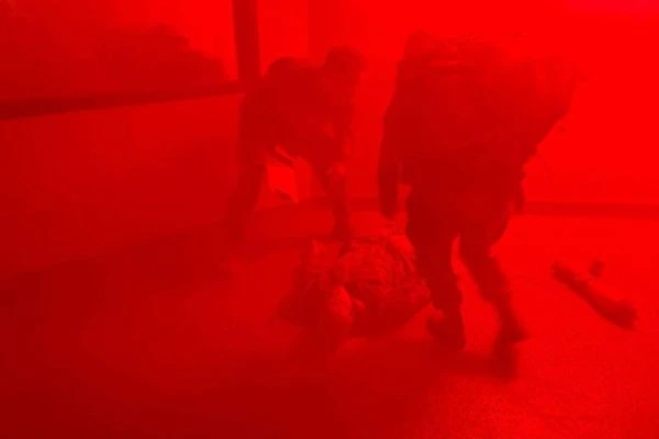 hyper realistic training of soldiers with a dummy